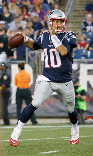 49ers acquire QB Garoppolo from Patriots for 2nd-round pick